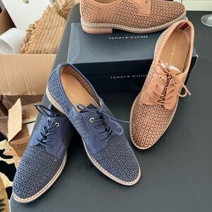 Women’s perforated oxford’s